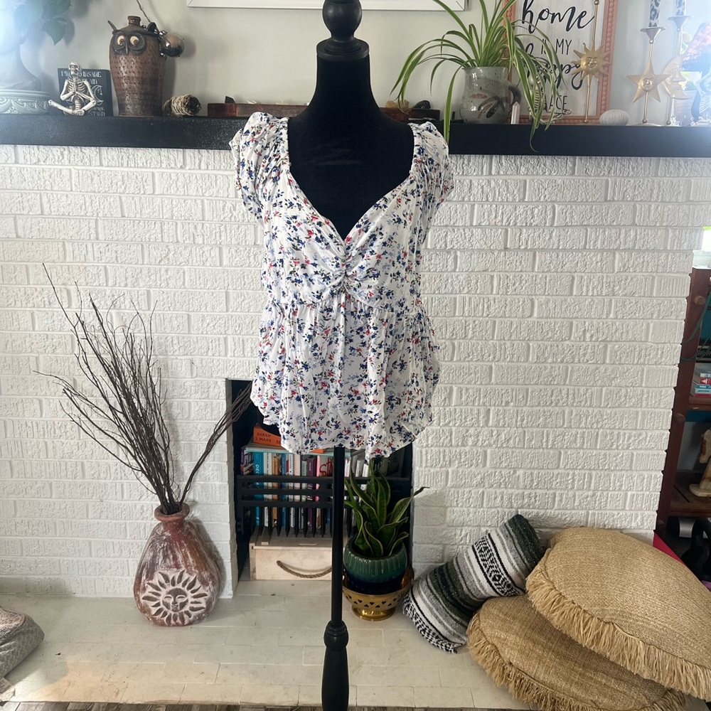 Japna Ruffled Cap Sleeve Blouse in White and Black